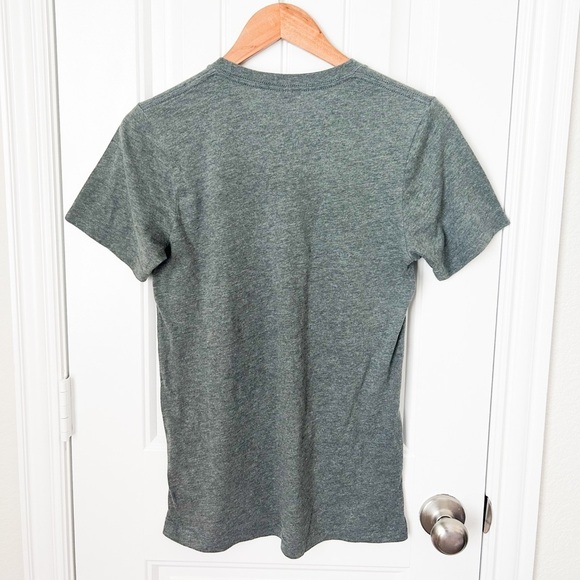 Multicolored Christmas Santa T-Shirt Size Small - Picture 2 of 2